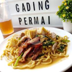 Mie Hokian ( Ayam / Daging Babi / Seafood)