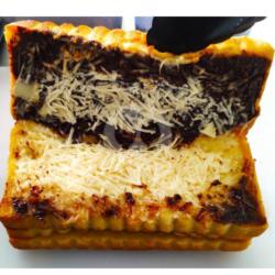 Roti Bakar Coklat Keju Campur Premium