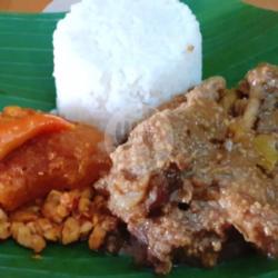 Nasi Gudeg Krecek Paha Bawah   Ceker