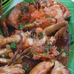 Kepiting Saos Tiram Telor