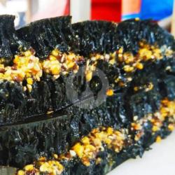 Kismis Kacang Black Forest