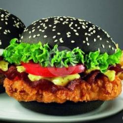 Black Patty Burger Mozarella