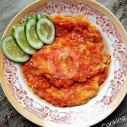 Telor Ceplok Penyet 2 Pcs Sambal Geprek