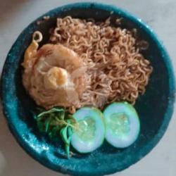 Indomie Sambal Geprek Telur Es Lemon Tea