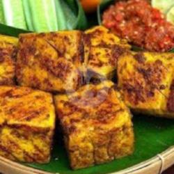 Tahu Bakar Madu