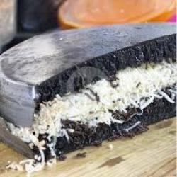 Martabak Bangka Black Forest Keju Susu