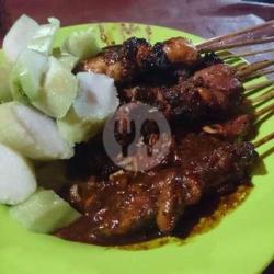 Paket Sate Ayam Lontong