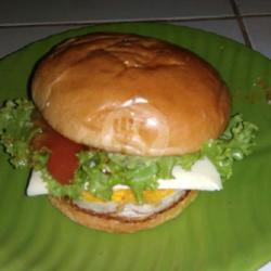 Burger Roti Telor Keju