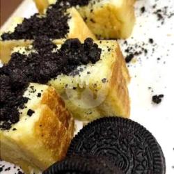 Roti Bakar/kukus Oreo