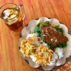 Promo Nasi Pecel Gorengan Es Teh