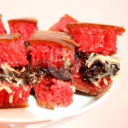 Martabak Manis Red Velvet Keju Coklat