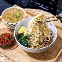 Mie Pansit Kasar