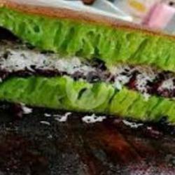 Pandan Ketan Hitam Kelapa