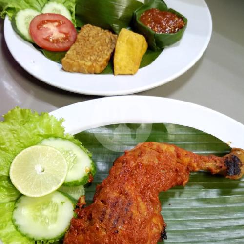 Nasi Ayam Bakar Pedas Komplit