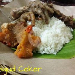 Nasi Gudeg Ceker Ayam