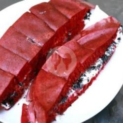 Coklat Kacang Red Velvet