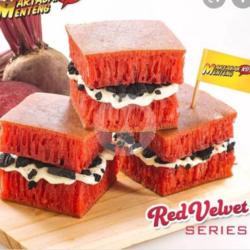 Special Red Velvet Kacang Coklat