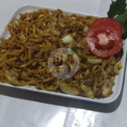 Mie Goreng Jowo Maknyos