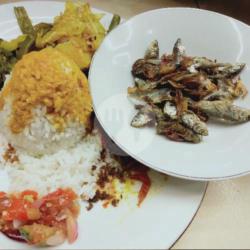 Nasi Ikan Bilih