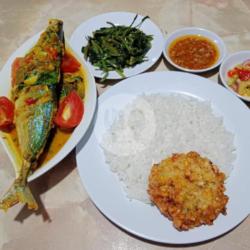 Paket Ikan Malalugis Woku