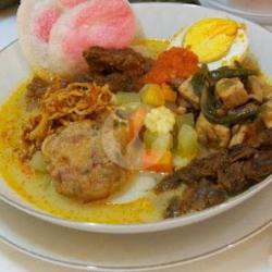 Lontong Perkedel