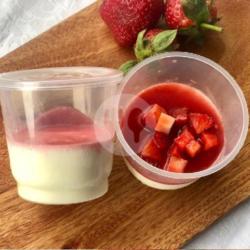 Panna Cotta Al Strawberry