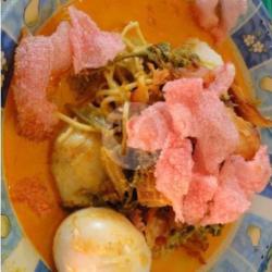 Lontong Sayur Mie Kuning,  Telor