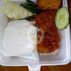 Paket Ayam Geprek   Es/teh Hangat