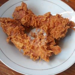 Kepala / Leher Ayam Crispy