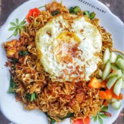 Indomie Oseng Rasa Ayam Geprek