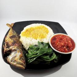 Nasi Gembung Sambal Balado