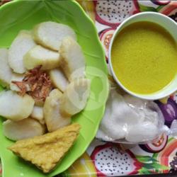 Lontong Opor Biasa