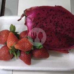 Strawberry   Naga Merah