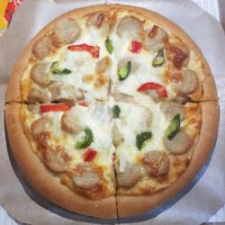 Chicken Sausage Pizza 18cm