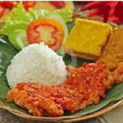 Paket Sambal Geprek, Nasi, Ayam, Tempe, Tahu