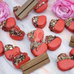 Kit Kat Macarons