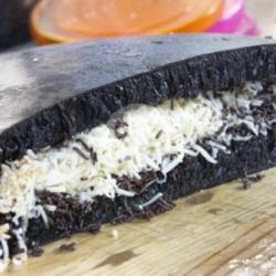 Terang Bulan Black Forest Coklat Susu