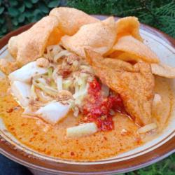 Lontong Sayur   Tahu Kuah Di Pisah