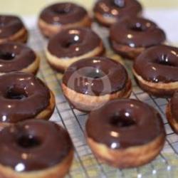 Donat Coklat Lumer