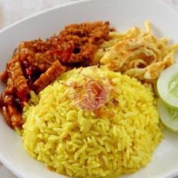 Nasi Kuning Biasa