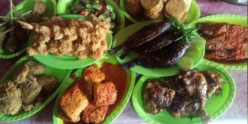 Warung Nasi Soto, Sop, Ayam Geprek Mercon, Temon