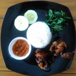 Paket Ati Ayam Goreng ( Isi 2 )  Nasi Sambal Lalapan