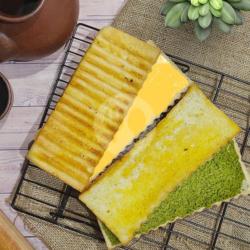 Roti Bakar Durian   Greentea