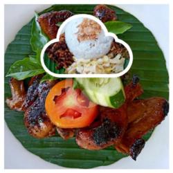 Nasi Uduk Ayam Penyet Bakar Madu Sayap Plus