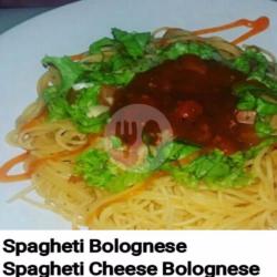 Spaghetti Cheese Bolognese