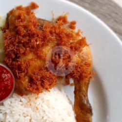 Dada - Ayam Goreng Broiler Carte Tanpa Nasi