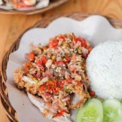 Nasi Ayam Geprek Sambel Matah