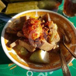 Lontong Sayur Telor Bumbu Bali