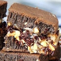 Keju Kacang Coklat Wijen Susu Brownies