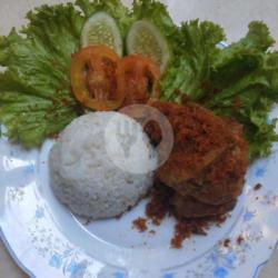 Ayam Srundeng Dada   Nasi